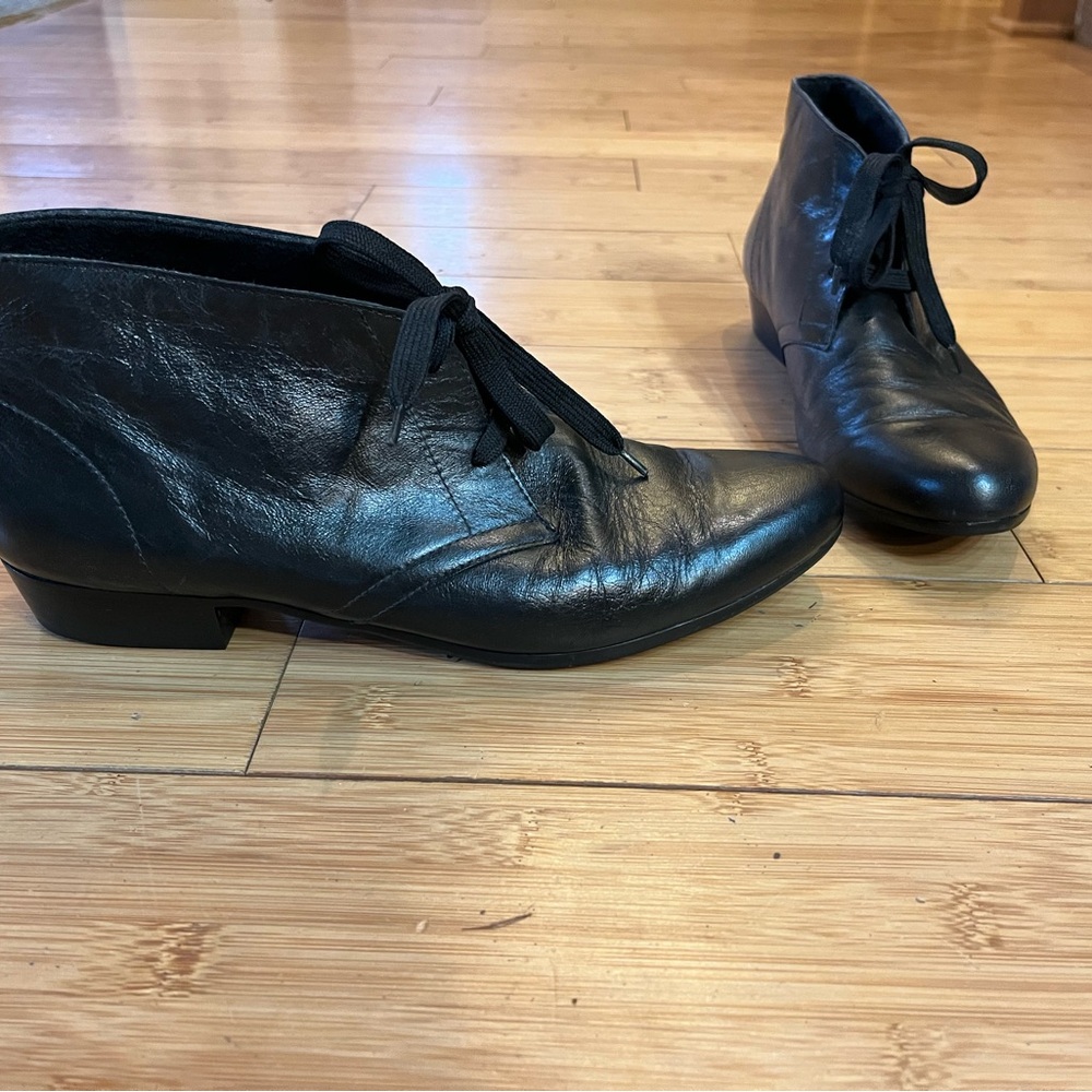 Munro Sloane bootie size 12 narrow.